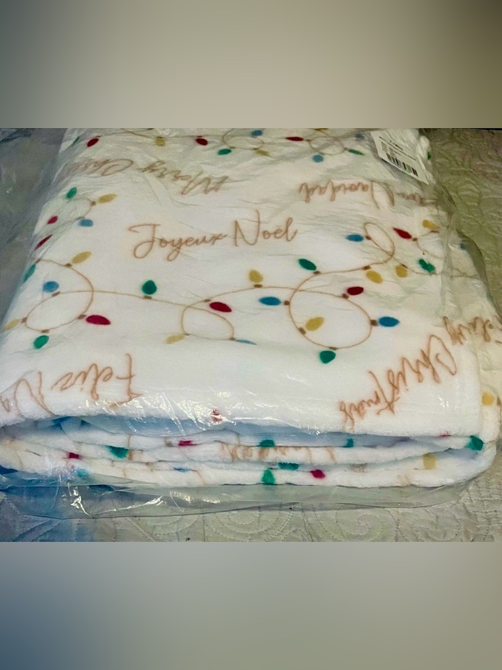 Cupcakes and Cashmere White Large Oversized 60x70 Throw Merry Christmas Lights🎄